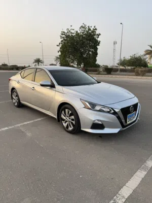 التيما 2020 S  بحادث بسيط