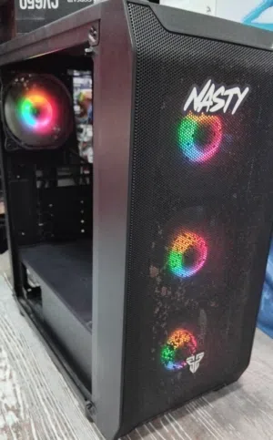 كيس فانتيك جيمنج للتجميعات فارغ مع 4 مراوح ار جي بي ملون - FANTECH 4X RGB FANS GAMING CASE
