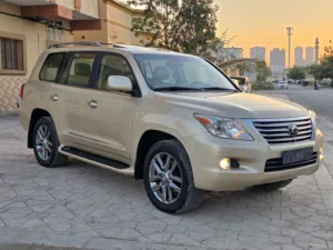Lexus 570 GCC V8 2010 Price 70,000