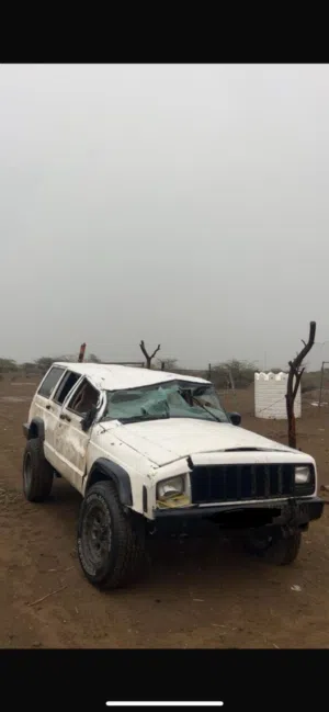قطع غيار شيروكي