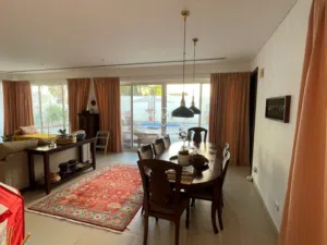 Exceptional Luxury Villa with swimming pool فيلا فاخرة استثنائية بالقرب من البحر