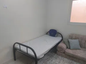 2 سرير مستعمل