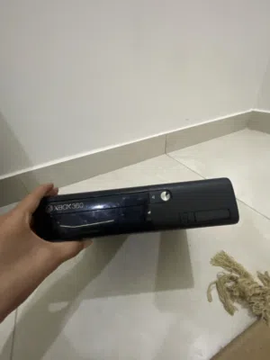 Xbox360Eبدون يدين
