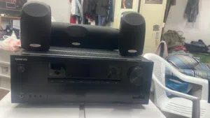 Onkyo av reciver tx-SR252 and Polk audio