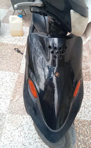 دراجة ياماها تسع زروف للبيع
