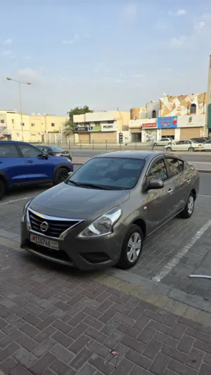 للبيع نيسان سني 2019