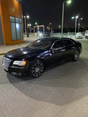للبيع كرايزر C300