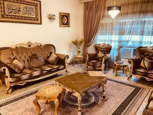 ‏أثاث غرف جلوس ‏.‏ مستعمل‏3