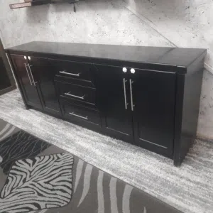 خزانة صغيرة للبيع