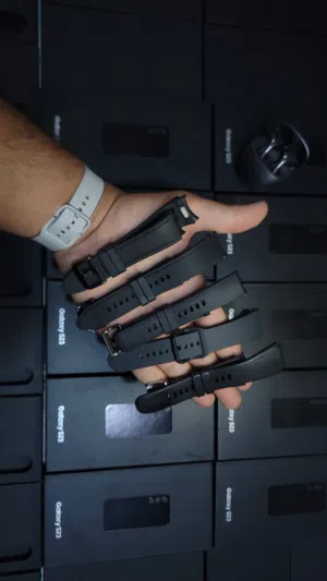 # Samsung Watch Bands جدد مظهر ساعتك مع تشكيلة واسعة من السيور التي تجمع بين المتانة والأناقة لتناسب