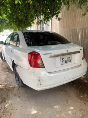 Used Daewoo Lacetti in Tripoli