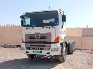 Hino 700 model 2018