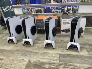 مركز و محل سوبر هاتريك بقدملك اجهزة  بلايستيشن5 فات سيدي بحال الوكالة ديسك ايدشن PlayStation 5