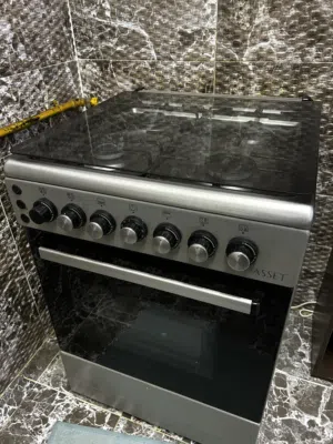 Cooking range 4 burner in excellet condition
