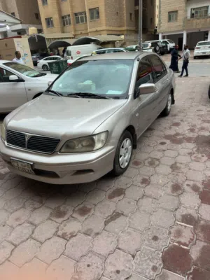 سياره متسوبيشي لانسر موديل 2001