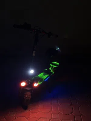 للبيع سكوتر نظيفه في حاله القراطيس