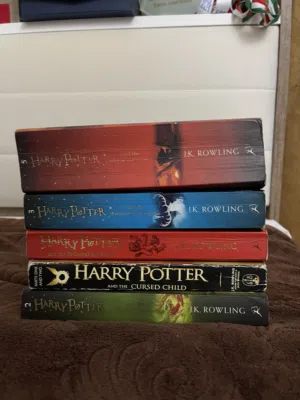 5 HARRY POTTER BOOKS