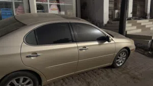 Lexus es300 full new condition