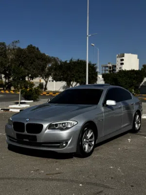 BMW 528i  بـي ام دبليو 528