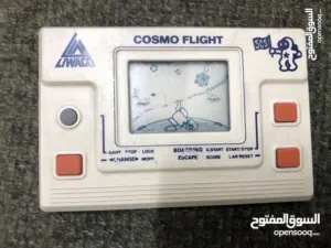ياباني هنا بداية انطلاق عالم القيمز عمرها يقارب 40 عام