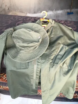 بدلة عسكرية