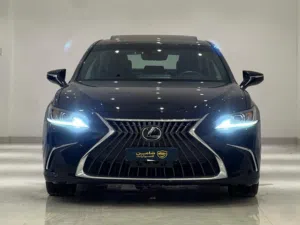 Used Lexus ES in Muscat