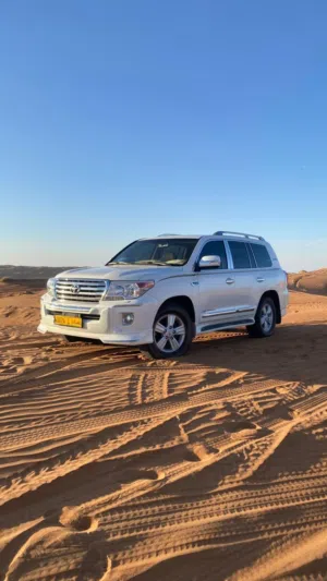 Used Toyota Land Cruiser in Muscat