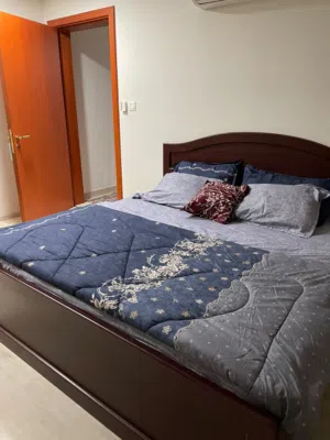 Queen-size bed, barely used(Price negotiable) with bed set 3 drawer side cupboard