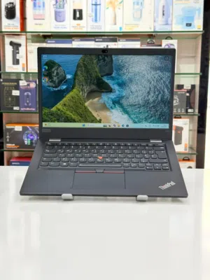 Used Lenovo ThinkPad i5 in Oman  16GB Ram  10th Generation