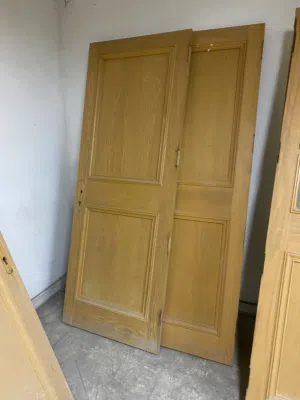 ابواب خشب مستعملة