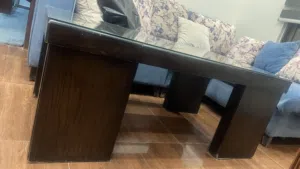 طاولات خشب  للبيع +طاولة مستطيل مع زجاج