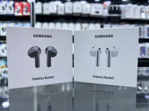 Samsung Buds 3 New black / white  سماعات سامسونج بودز 3 جديدة مسكرة  فقط من ليما موبايل بالفرعين