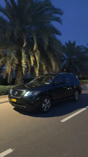 Used Nissan Pathfinder in Al Batinah