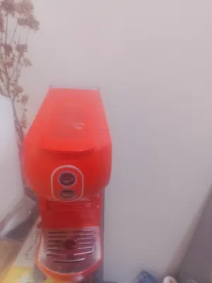 مكينه قهوه شبه جديدة  قمه في النظافه العالميه