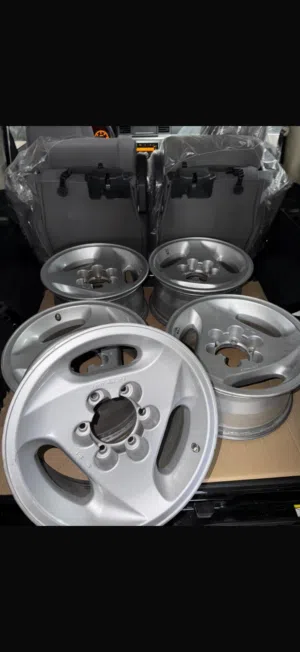 Nissan y60 ( 1997 ) original rims  رنقات نيسان 1997 سمبوسه اصليات وكاله