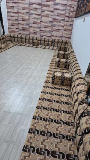 جالسه عربيه