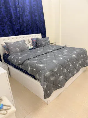 Complete bed set