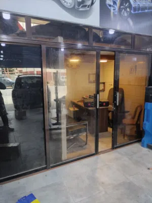 باب المنيوم 4 ضرفات مع غالو ومفتاحو