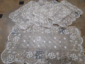 آراتي طاولة