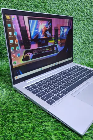 HP 840G7 i5-10th 8gb ram 256gb ssd 14inches Full HD display Card reader offer price 95rial Backlight