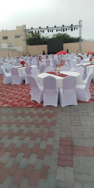 كراسي وطاولات للإيجار Chair and tables for rent