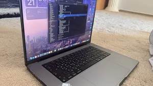 MacBook Pro 16” M1 pro 2021 Model 1TB