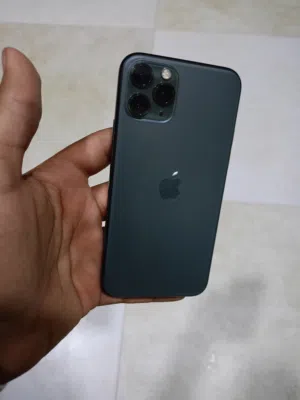 ايفون 11برو سعره350 وبي مجال للشراي