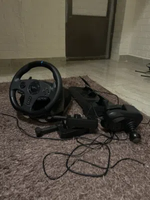 Steering wheel PXN V9 بحالة ممتازة
