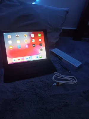 Apple iPad Air 16 GB in Al Batinah
