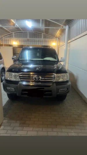 Used Toyota Land Cruiser in Fujairah
