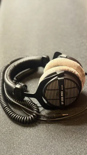 سماعةDT 990 PRO ( 250 Ohm )