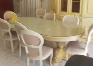 سفره طعام مستعمل جديد وبحالة ممتازه  8 كراسي