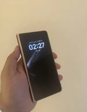 للبيع هونر ماجيك V5 شبه جديد V5 HONOR MAGIC