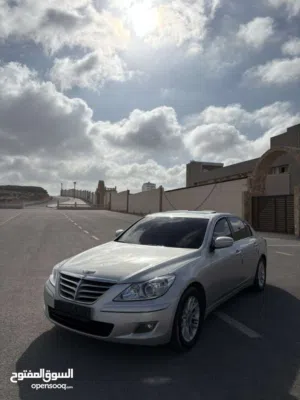 Used Genesis G70 in Misrata